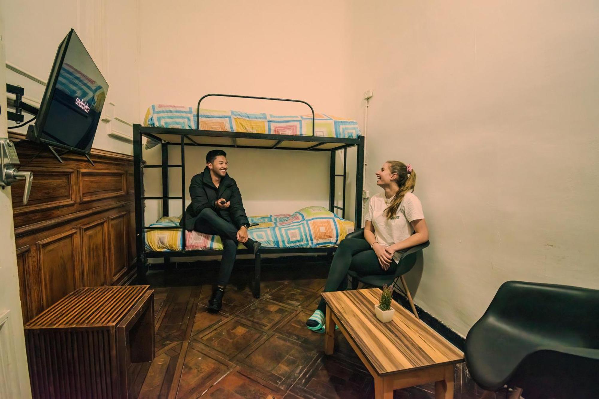 Ideal Social Hostel Buenos Aires Buitenkant foto